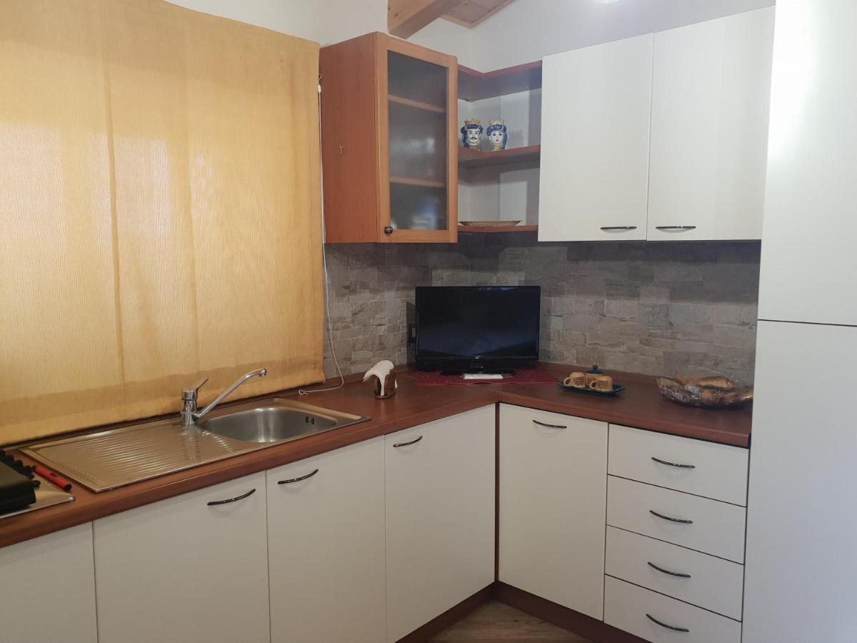 Alle Pendici Dell'Etna Ragalna Bagian luar foto